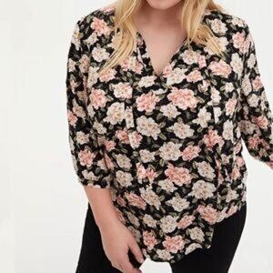 Torrid Floral Shirt Blouse Dobby Peasant Top Partial Sleeve Black Pink Size 3